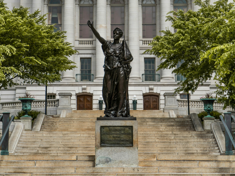 Wisconsin Forward Statue